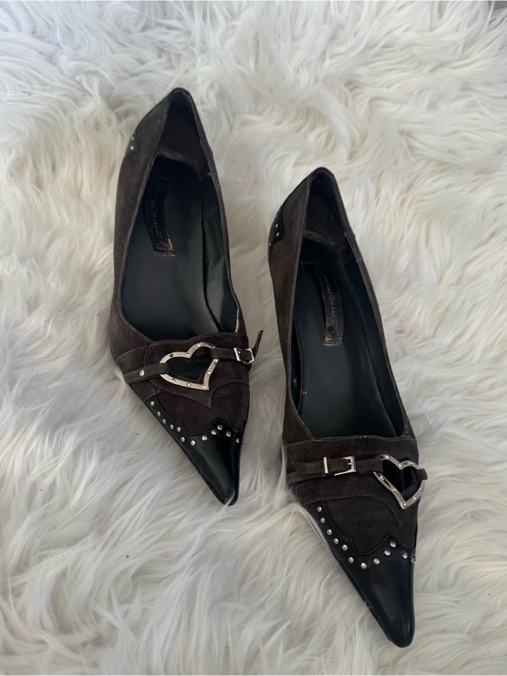 Vintage Steve Madden Y2K Pointed Toe Dark Brown Suede Heels with Heart Buckle